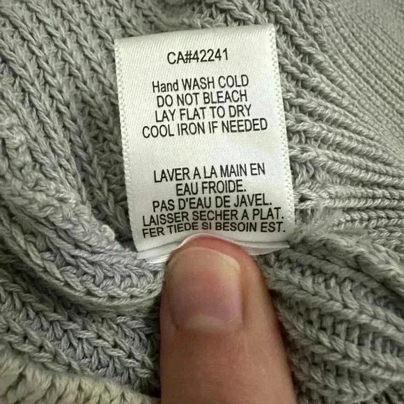 Young Fabulous & Broke Run Away Sweater Size S/M 100% cotton - Picture 10 of 10